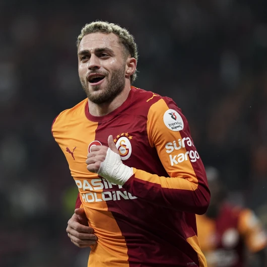 Barış Alper Yılmaz'dan Halil Umut Meler'e Gündem Yaratan Soru