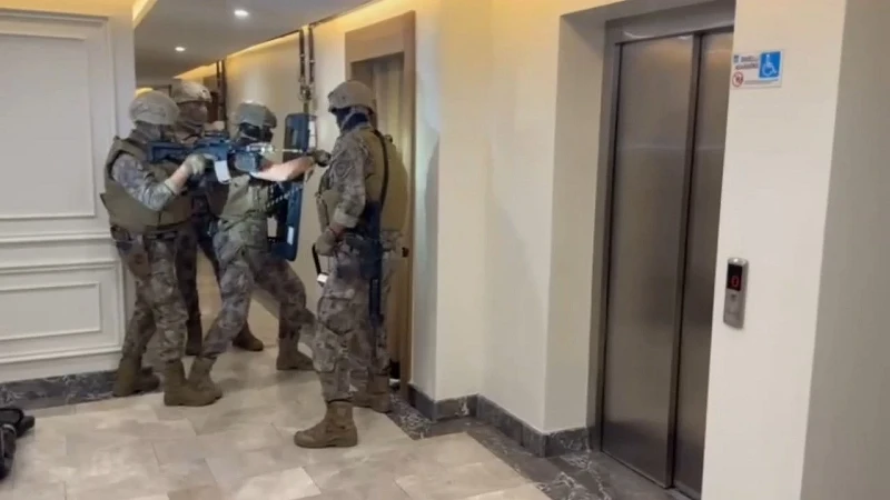 Barış Boyun çetesine şafak baskını: 45 gözaltı