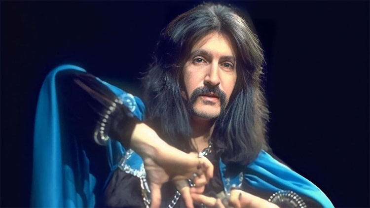 Barış Manço Şarkıları İçin Telif Davası: Mirasçılar Emre Grafson Müzik'e Başvurdu