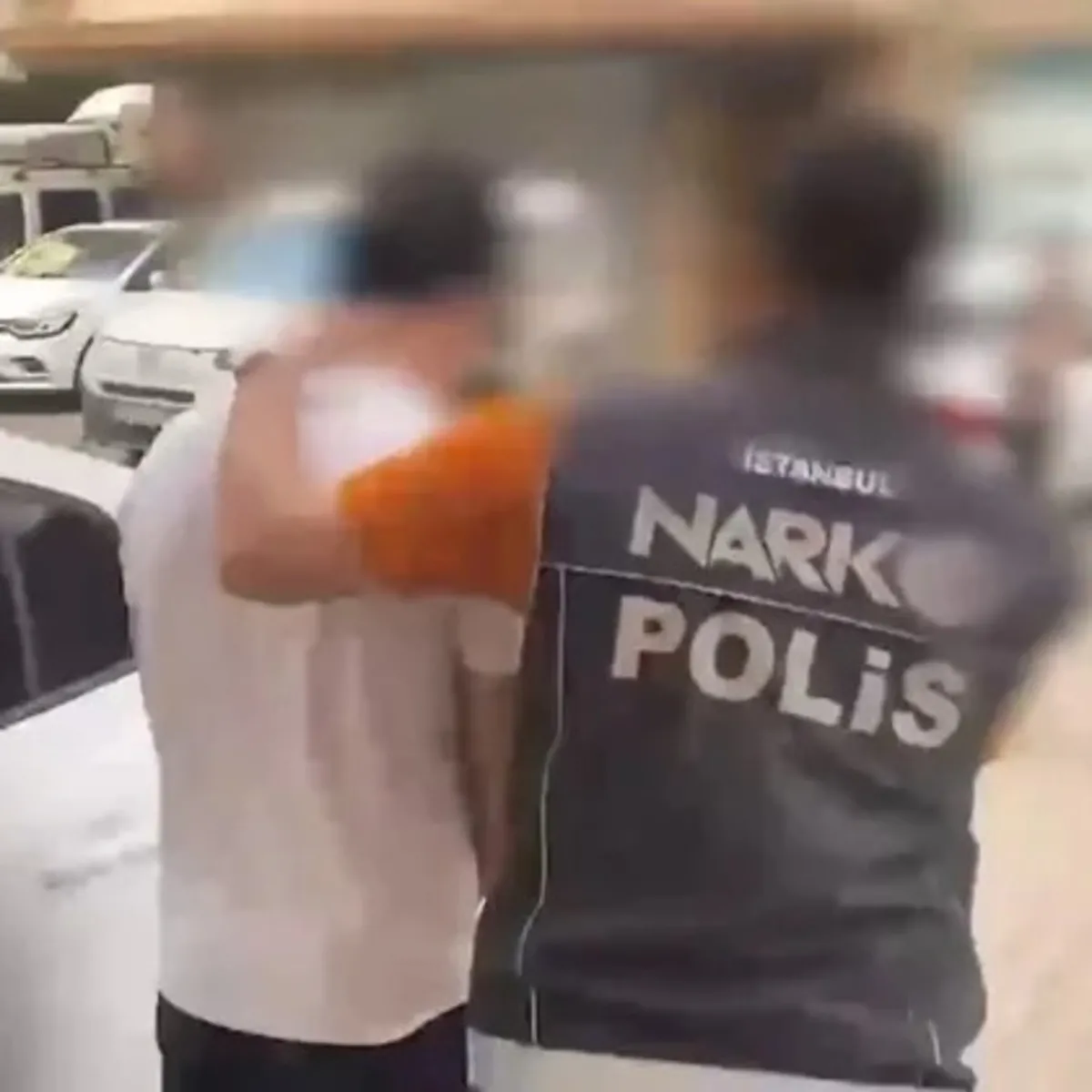 Barkodlu uyuşturucu ağı çökertildi: 20 gözaltı, 2.5 ton ele geçirildi