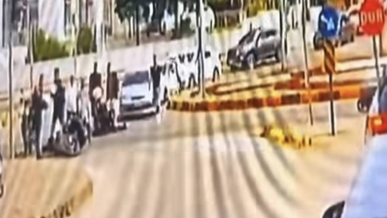 Bartın'da kavşakta motosiklet kazası: 2 yunus polisi yaralandı