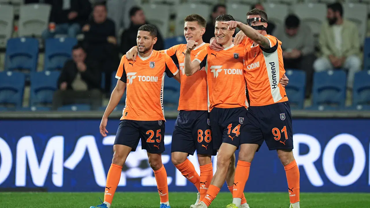 Başakşehir'in Konferans Ligi rakibi belli oldu: Sarajevo veya Inter Turku