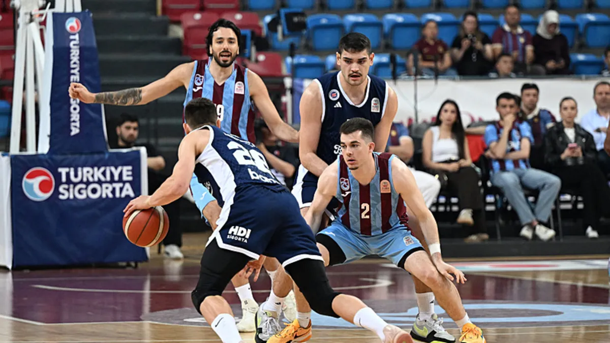 Basketbol Süper Ligi'nde Bahçeşehir Koleji Yarı Finalde