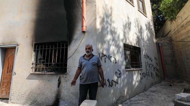 Batı Şeria'da Camiye Kundaklama Girişimi: Irkçı Saldırı
