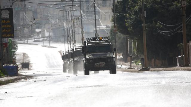 Batı Şeria'da İsrail baskını: 1 yaralı, 17 gözaltı