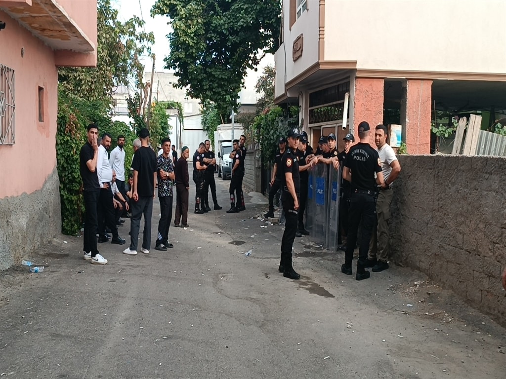 Batman'da Anne Katliamı: Oğul Çöp Konteynerine Attı