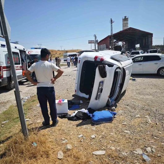 Batman'da Feci Kaza: 7 Yaralı Hastaneye Kaldırıldı