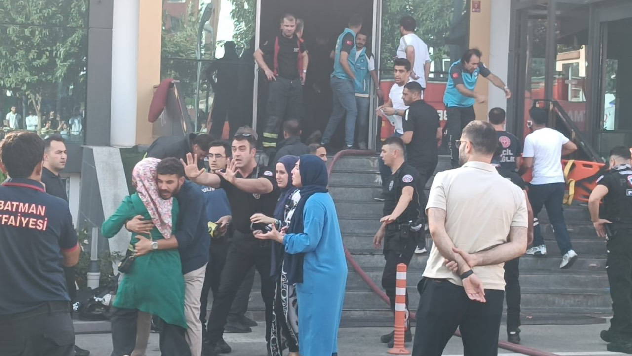 Batman'daki Spor Salonu Yangınında Ölü Sayısı 3'e Yükseldi