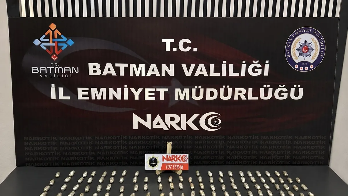 Batman'da otobüsteki 4 kişinin mide ve bağırsaklarından uyuşturucu çıktı