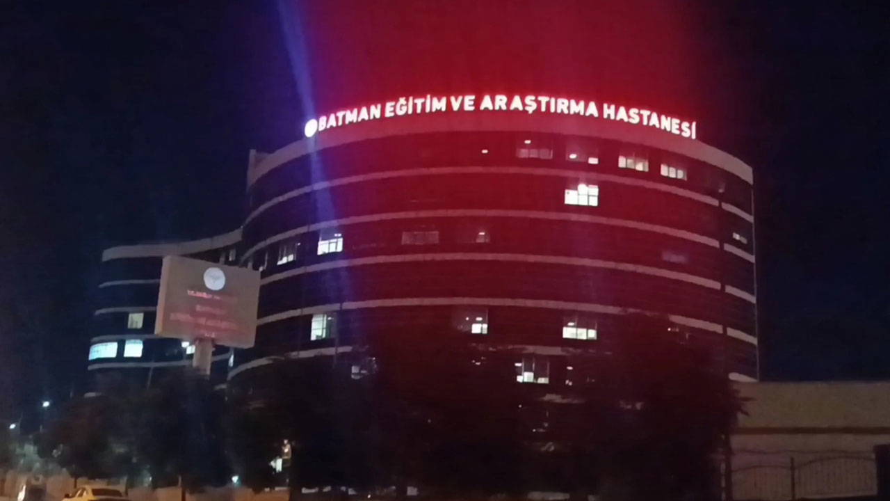 Batman'da otomobilden düşen genç hayatını kaybetti, sürücü gözaltında
