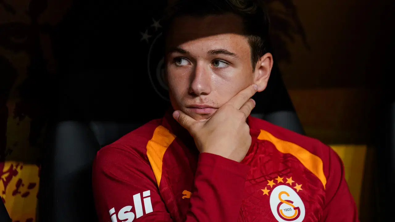 Batrakov'un menajeri transfer iddialarına yanıt verdi