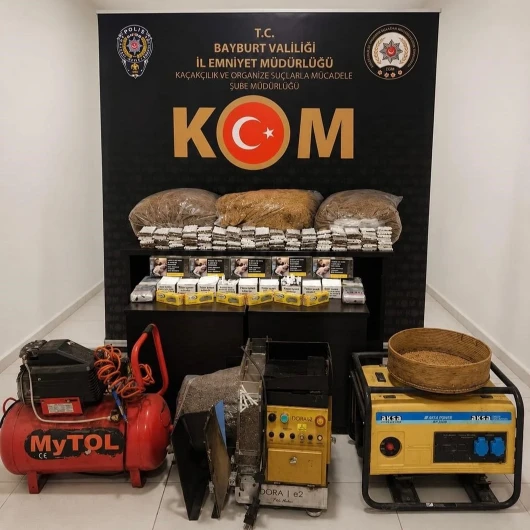 Bayburt'ta Kaçak Sigara İmalathanesine Baskın: 3 Gözaltı