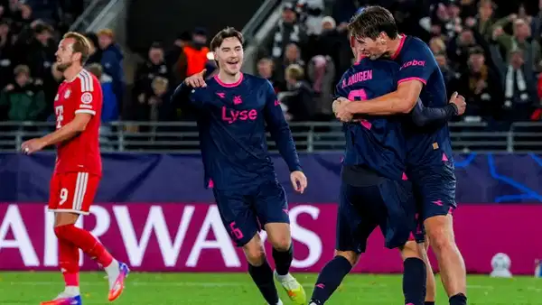 Bayern Münih Deplasmanda Viking ile 3-3 Berabere Kaldı