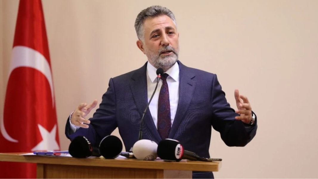 Bayraklı Belediyesi eski Başkanı Serdar Sandal tutuklandı