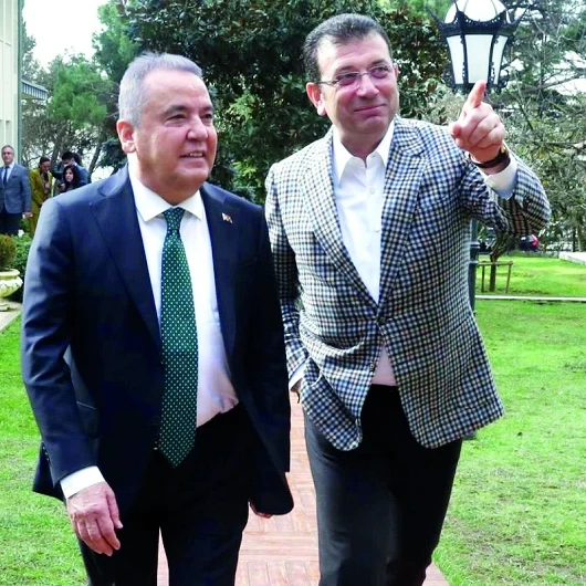 Baz İstasyonu Kayıtları, Böcek'in İddiasını Doğruladı