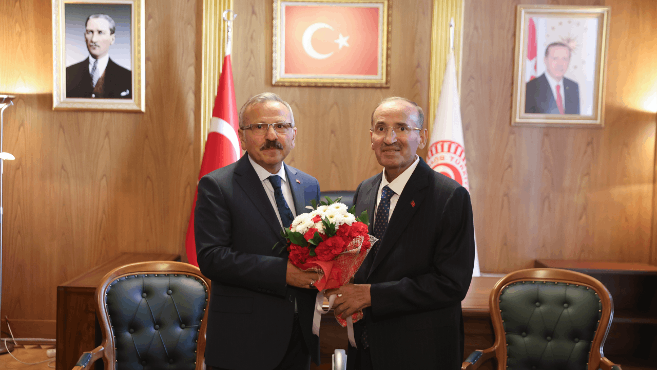 Bekir Bozdağ TBMM Başkanvekilliği Görevini Devretti