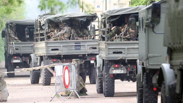 Belçika Ordusu Sağlık Kriterlerini Gevşetiyor
