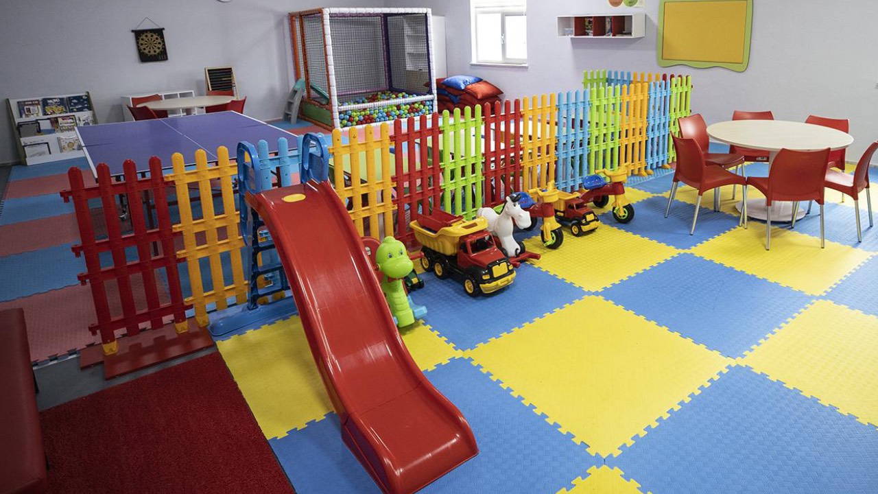 Belediye kreşlerine bakanlık izni şartı getirildi