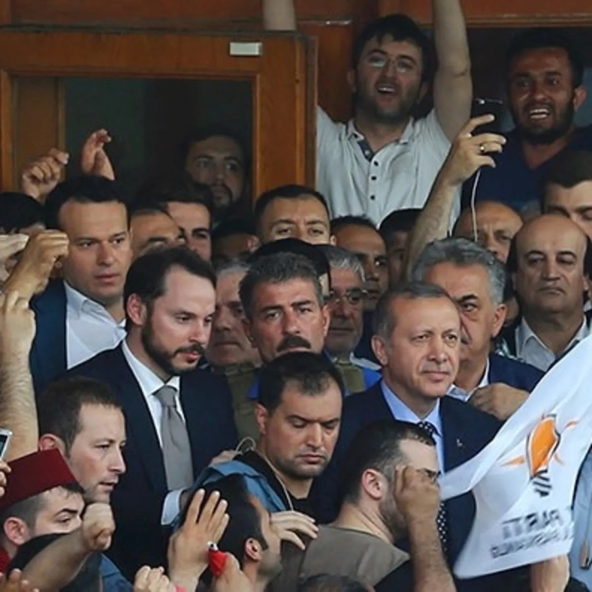 Berat Albayrak: 15 Temmuz'da uçağımızdaki iki pilottan biri FETÖ'cüydü