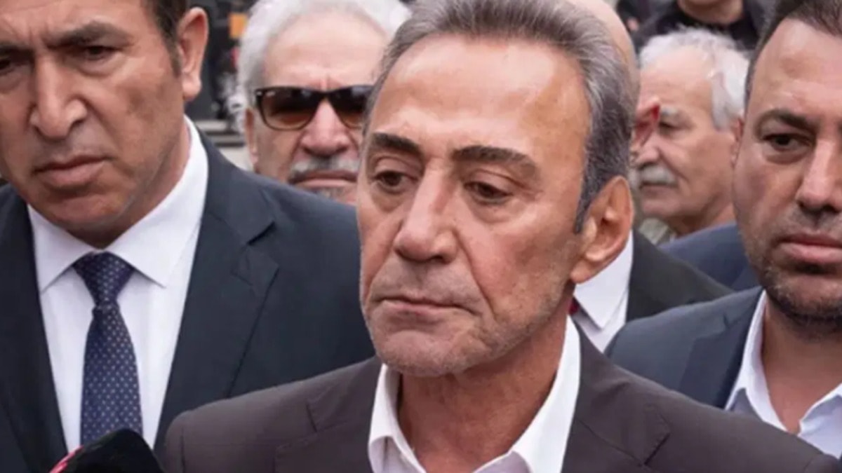 Berhan Şimşek'e eşinden uzaklaştırma kararı