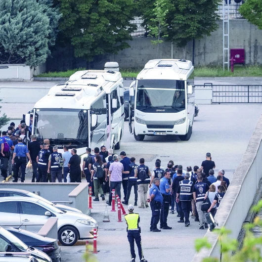 Beşikçioğlu ve 39 sanık tutuklandı: 'İşgaliye' iddiası