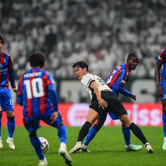 Beşiktaş 2-2 Crystal Palace: 4 Gol, 1 Kırmızı Kart, Kazanan Yok