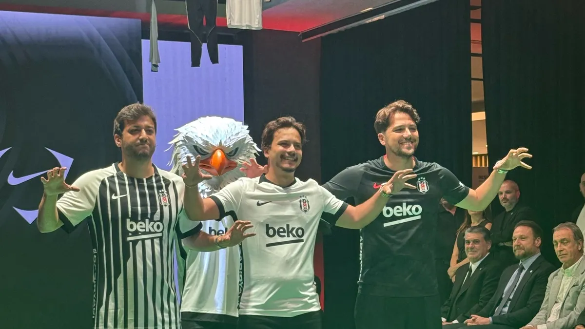 Beşiktaş 2026-2027 Sezonu Formalarını Görücüye Çıkardı