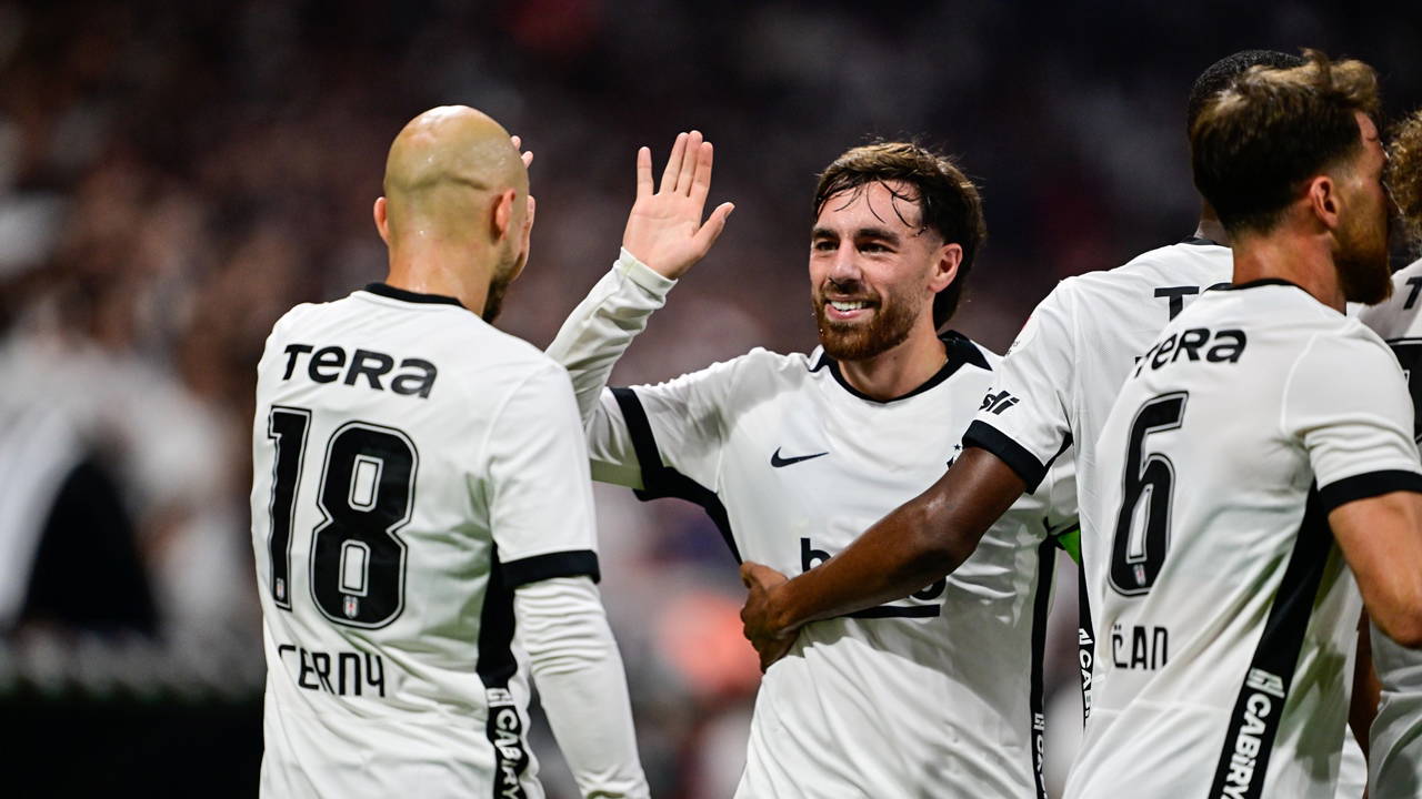 Beşiktaş 5'te 5 Yaptı: 4 Galibiyet Aynı Skorla