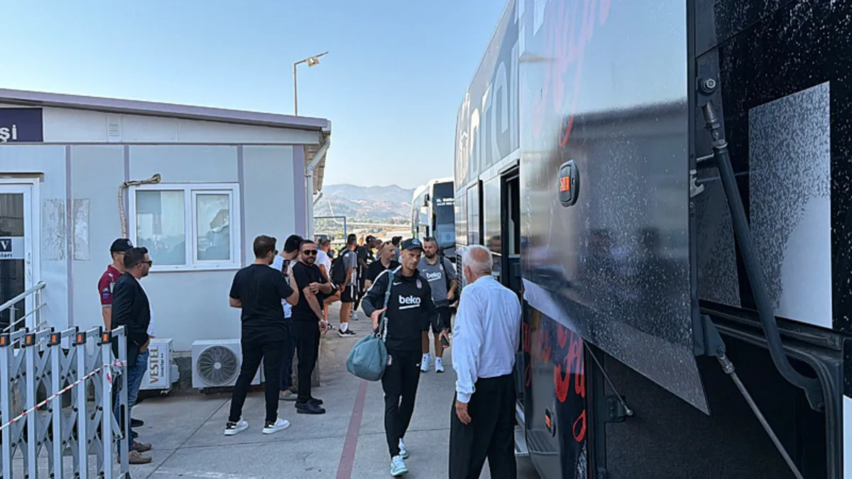 Beşiktaş, Alanyaspor Maçı İçin Alanya'ya Ulaştı