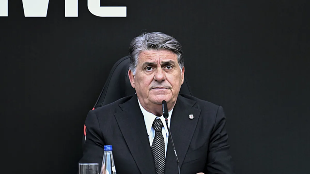 Beşiktaş Başkanı Adalı'dan Eyüpspor Maçı Öncesi Birlik Mesajı