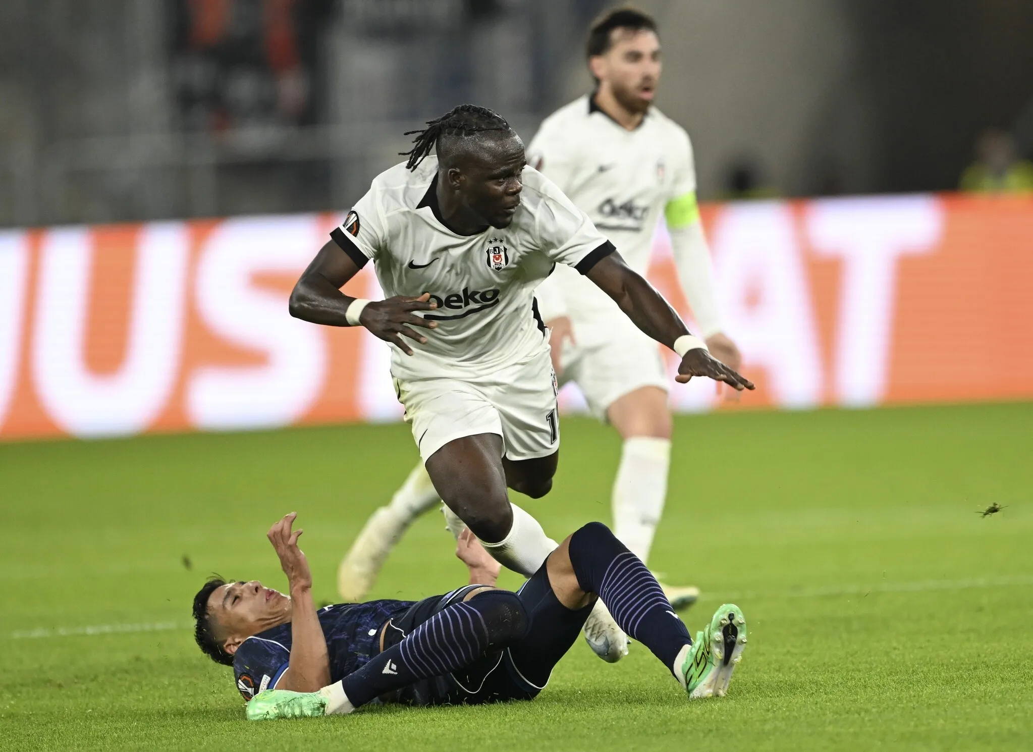Beşiktaş, Crystal Palace Maçına Hazır: UEFA Avrupa Ligi'nde Kritik Gece