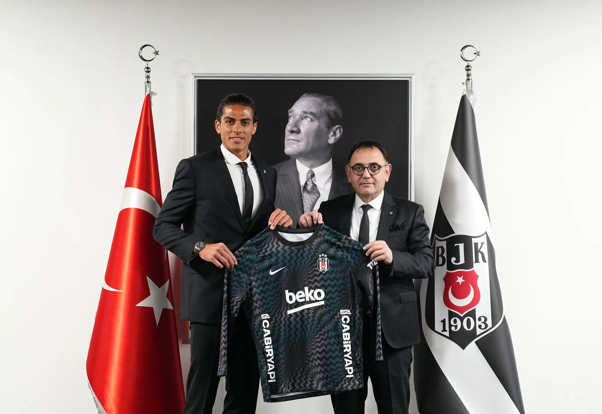 Beşiktaş, Doğan Alemdar transferini resmen açıkladı