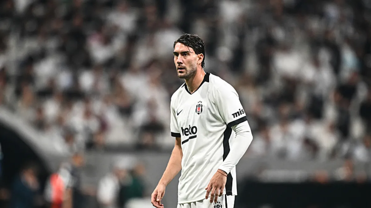 Beşiktaş'ta Dusan Vlahovic şoku: Sakatlık milli takımı da vurdu