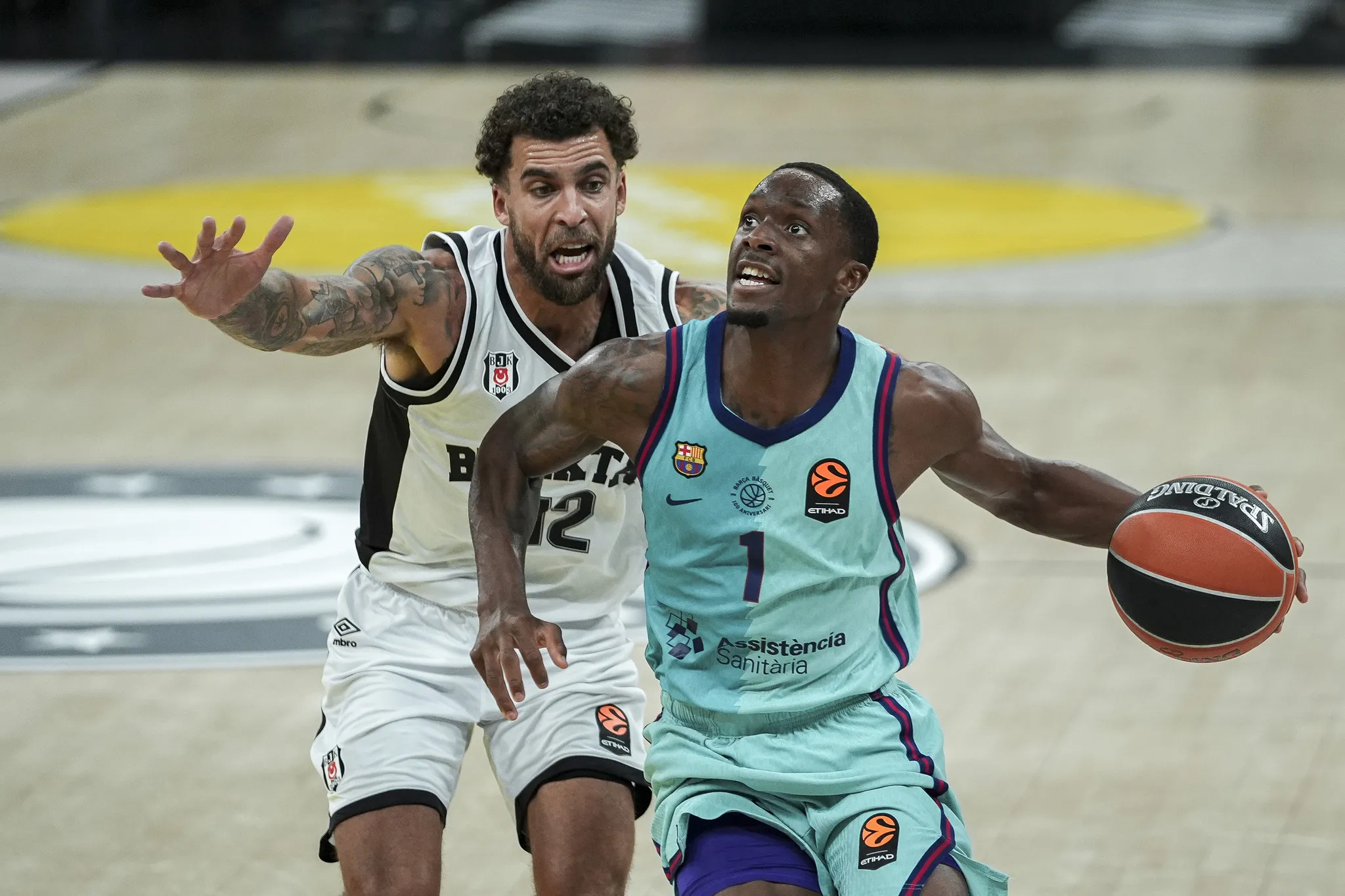 Beşiktaş, EuroLeague'de Barcelona'ya 95-82 yenildi