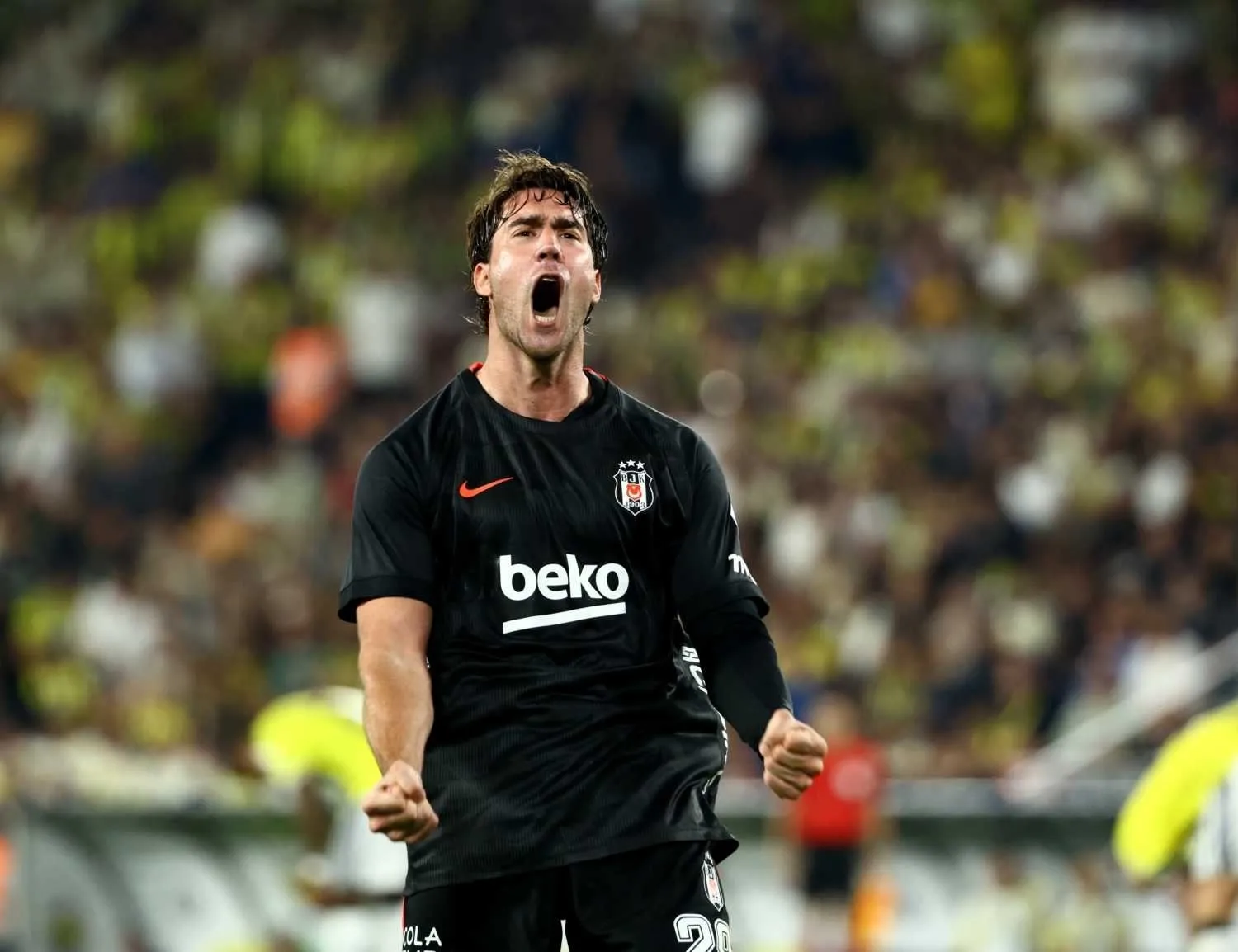 Beşiktaş-Fenerbahçe derbisi kavgası: Vlahovic'e 1 maç ceza