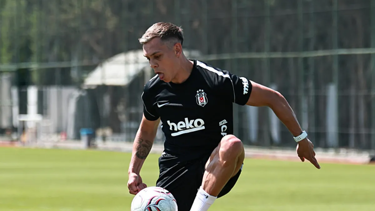 Beşiktaş, UEFA Avrupa Ligi'nde Hradec Kralove Zorlu Sınavına Hazırlanıyor