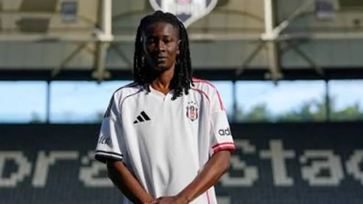 Beşiktaş Kadın Futbol Takımı'nda 10 oyuncuyla yollar ayrıldı