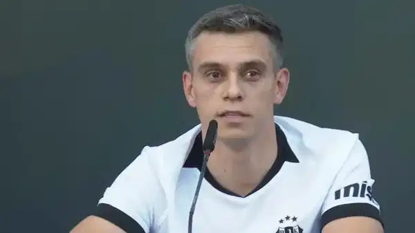 Beşiktaş’ın yıldızı Trossard: ‘Şampiyonluk için geldim’
