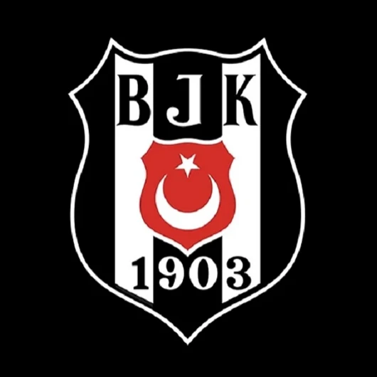 Beşiktaş'ta Mady Sissoko'nun Sözleşmesi Sağlık Nedeniyle Donduruldu