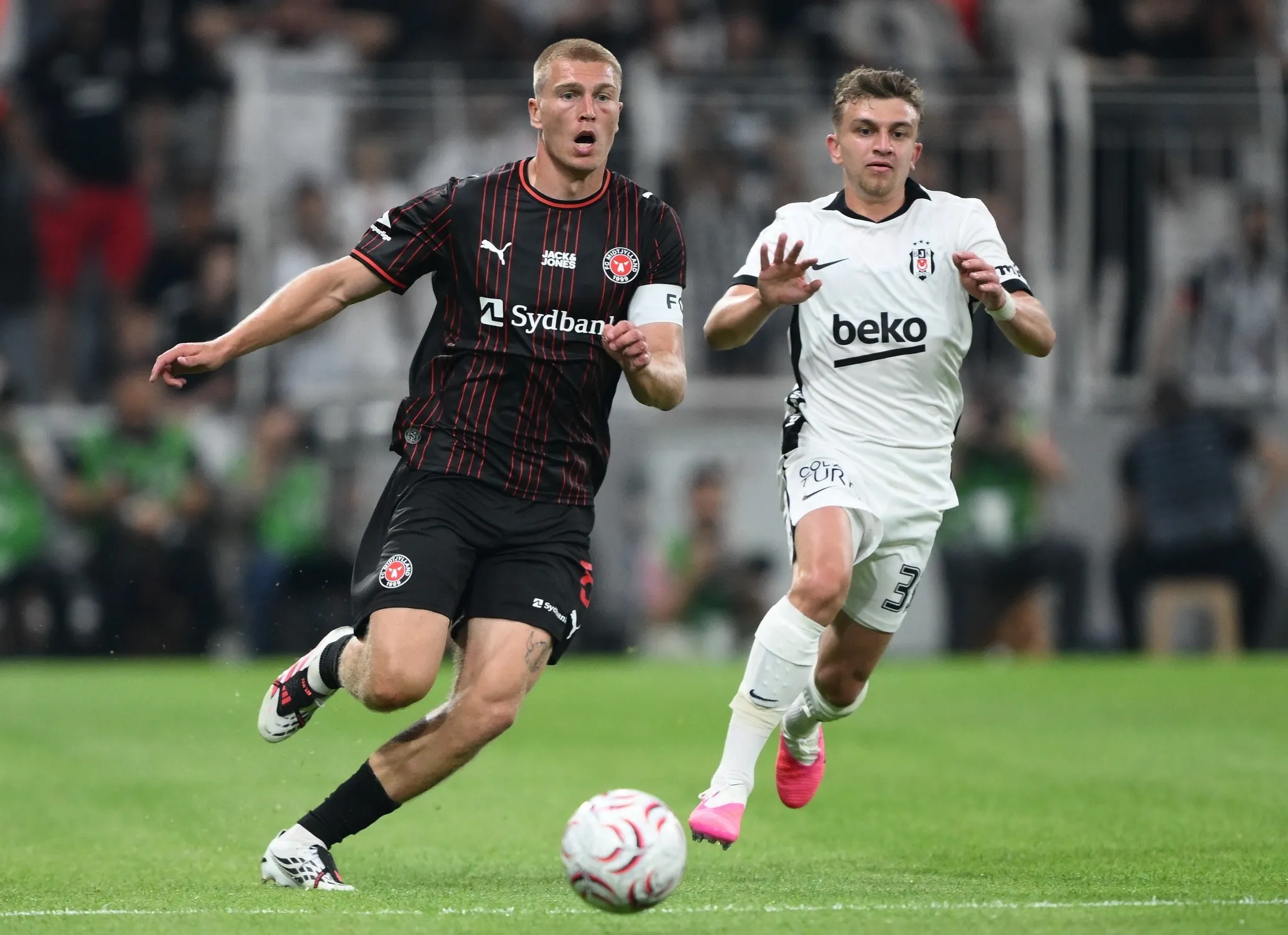 Beşiktaş, Midtjylland'ı 2-0 Yenerek Avrupa'da İsim Yaptırdı
