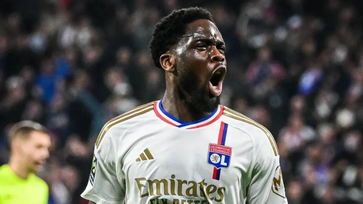 Beşiktaş, Orel Mangala'yı takibe aldı