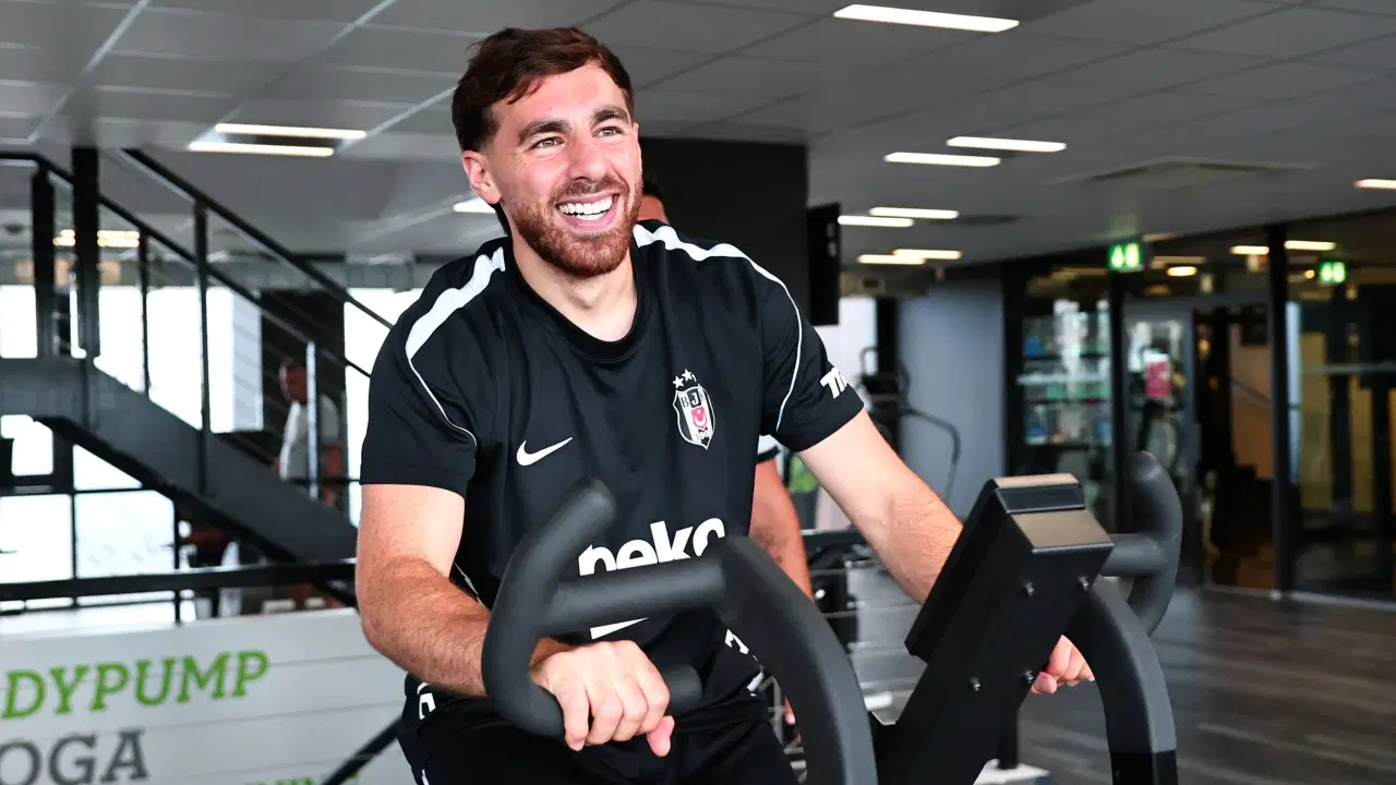 Beşiktaş'ta Orkun Kökçü sürprizi: Kaptan izinden erken döndü