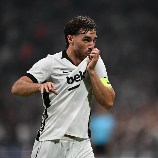 Beşiktaş, Orkun Kökçü'nün yakın arkadaşı Orkun Kökçü için transfer hamlesi yapıyor