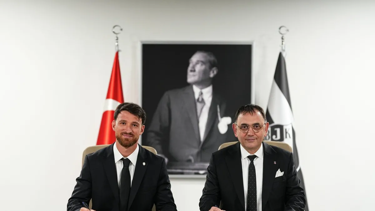 Beşiktaş, milli futbolcu Salih Özcan'ı kadrosuna kattı