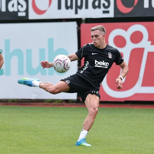 Beşiktaş'ta Trossard Lisans Şoku: Hradec Kralove Maçında Oynayabilecek mi