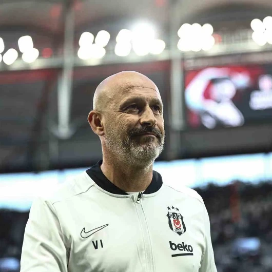 Beşiktaş'ta Trossard Şoku: Italiano'dan Sakatlık Açıklaması