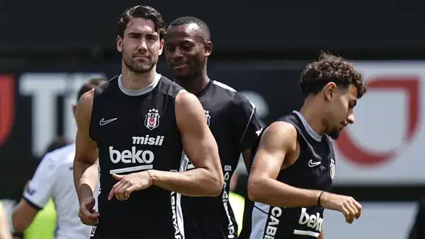 Beşiktaş'ta Vlahovic Zalgiris Maçında İlk 11'de mi