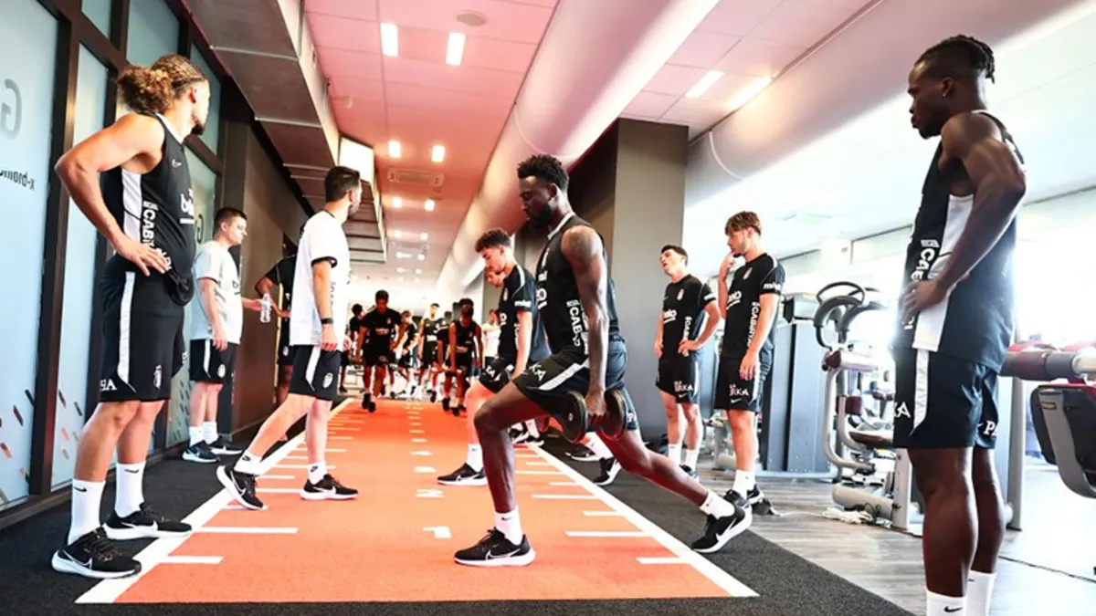 Beşiktaş'ta yeni sezon hazırlıkları sürüyor