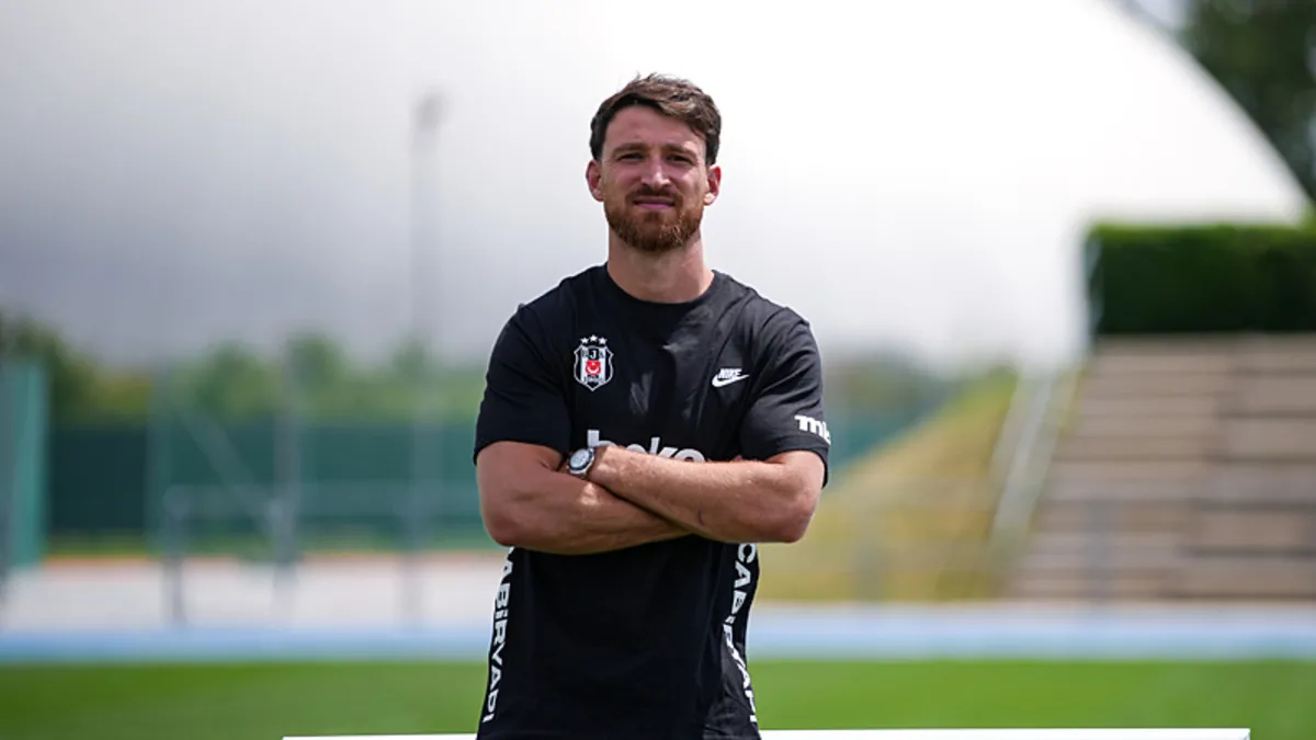 Beşiktaş'ın yeni transferi Salih Özcan: Siyah-beyazlı formayla sahaya çıkmak için sabırsızlanıyorum