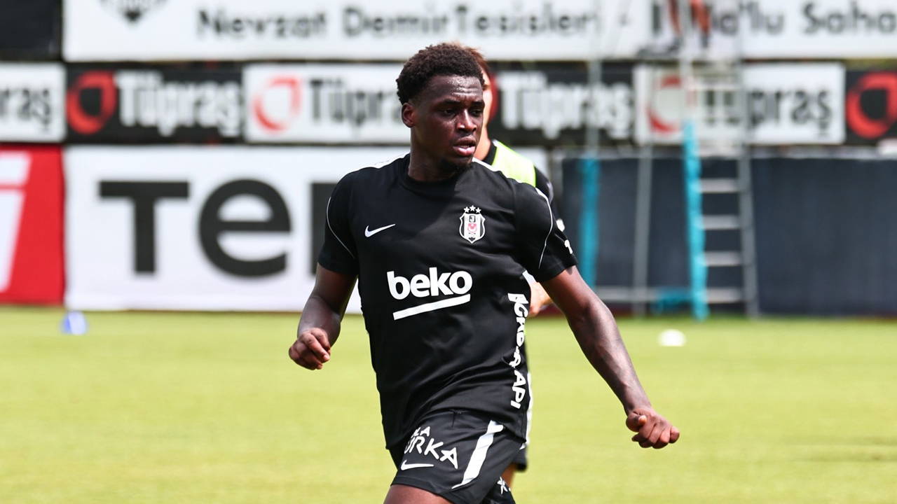 Beşiktaş'ta Yeni Transferler İlk Antrenmana Çıktı
